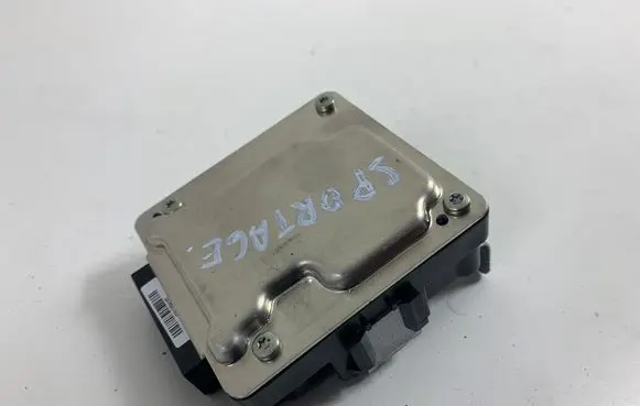 KIA Sportage Transfer box differential control unit 954473B300