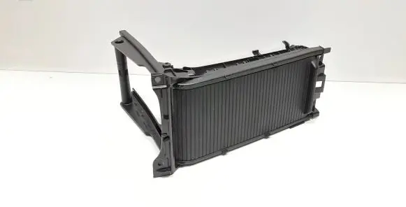 Cup holder front