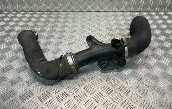 Audi A4 S4 B8 8K Intercooler hose/pipe 8K0145673