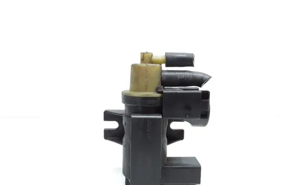 Volvo XC60 Turbo solenoid valve 31293964 70232502