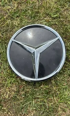 Mercedes-Benz B W247 Manufacturer badge logo/emblem A2478881602