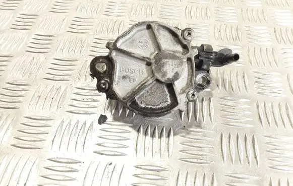 Volvo V50 Vacuum pump