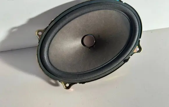 Mini One - Cooper R50 - 53 Parcel shelf speaker 65136801101 11830810 02B182