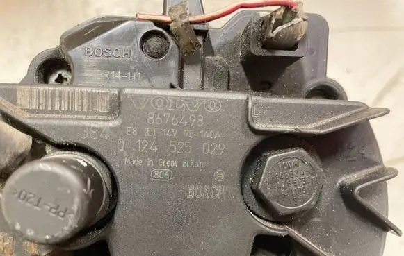 Volvo S60 Generator/alternator 8676498 0124525029