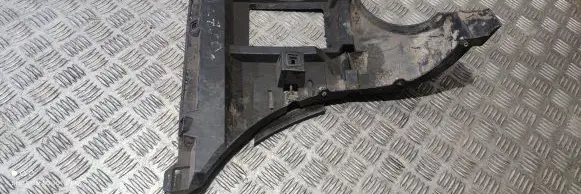 Volvo XC70 Rear bumper mounting bracket 8648150