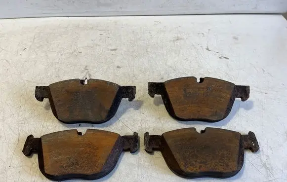 BMW X6 F16 Brake pads (front) 