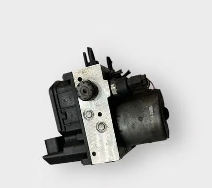 Volkswagen PASSAT B5.5 ABS Pump 0265950055 ESP0124C