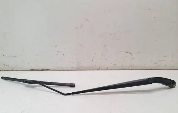 Chrysler Grand Voyager V Windshield/front glass wiper blade 05113044AB 24030776