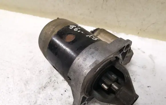 Mazda 323 F Starter motor M3T43581