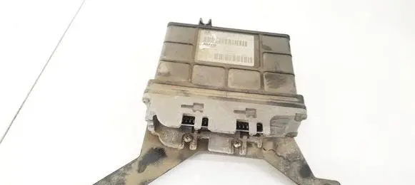 Volkswagen Golf IV Engine control unit/module 09A927750B 31036PW002