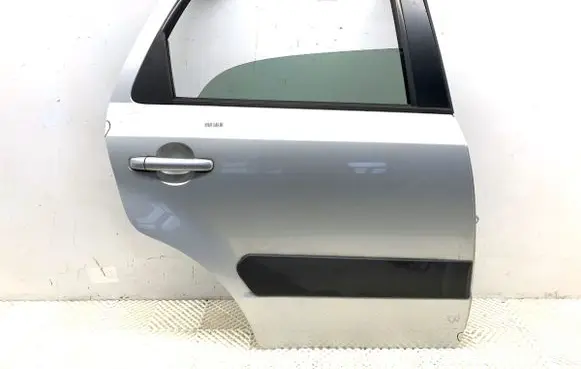 Suzuki SX4 Rear door 