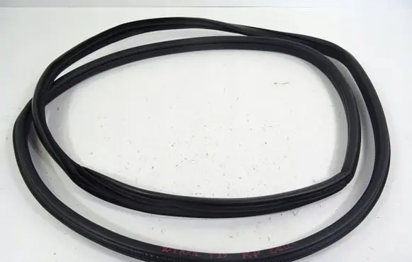 Nissan X-Trail T33 Front door rubber seal X-TRAIL