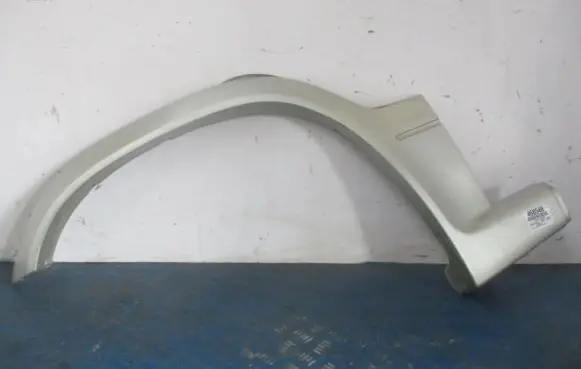 Suzuki Vitara (ET/TA) Front bodywork piece 