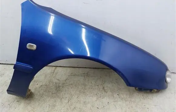 Toyota Corolla E110 Fender 