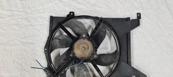 Mitsubishi Space Star Electric radiator cooling fan 30899008 8240276