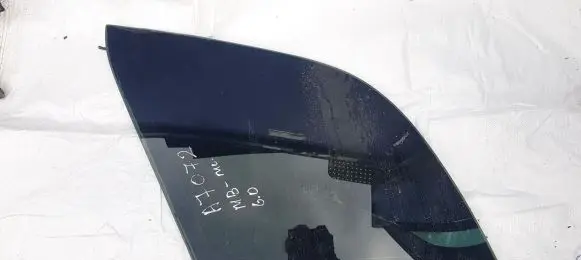 Mercedes-Benz ML W163 Rear side window