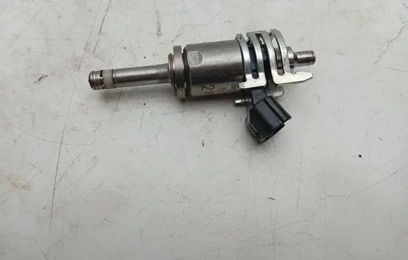 Lexus RX 450H Fuel injector 2325031120