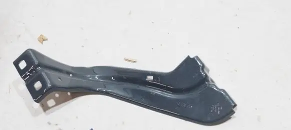 Audi Q3 F3 Fender mounting bracket 83A821150
