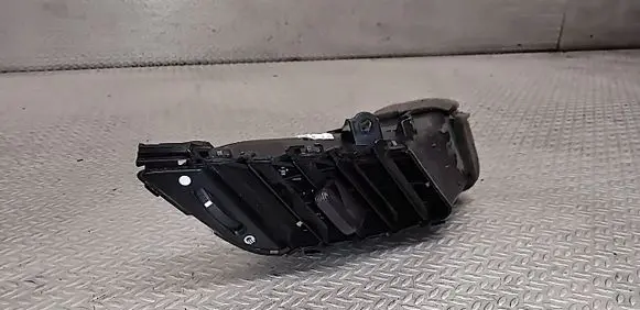 Ford Fiesta Dash center air vent grill 8A61A018B08AEW