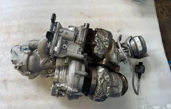Mercedes-Benz Sprinter W907 W910 Supercharger 10009700245 A6560900280