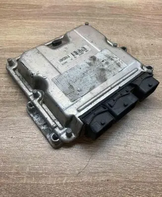 Peugeot 406 Engine control unit/module ECU 9652183480 0281011520