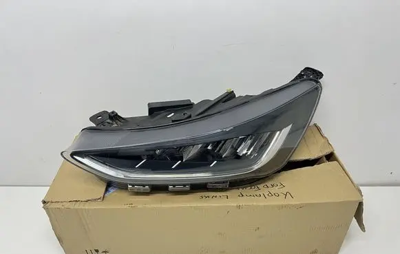 Ford Focus Headlight/headlamp NX7B-13E015-CD
