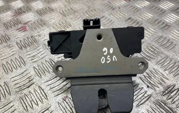 Volvo V50 Tailgate/trunk/boot lock/catch/latch 4N51A442A66AM
