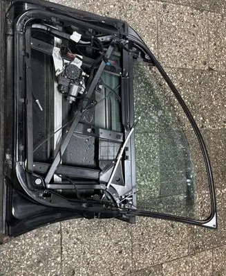 Audi A6 S6 C5 4B Front door