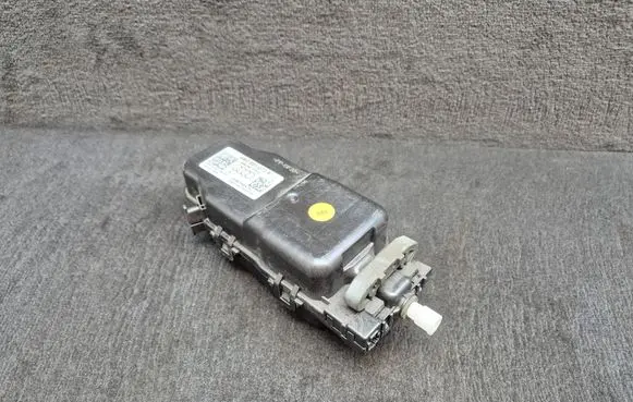Audi Q7 4M Seat adjustment motor 4M0881073A 4N0881073