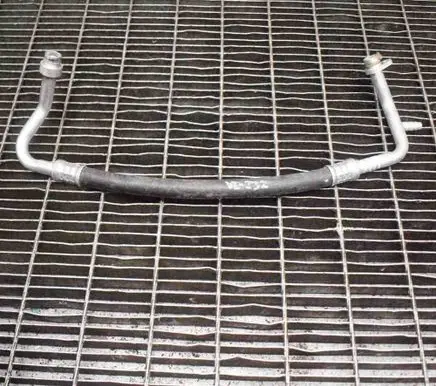 Mercedes-Benz X-class W470 Air conditioning (A/C) pipe/hose 924804KJ0C