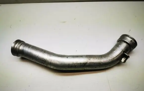 Chrysler 300 - 300C Intercooler hose/pipe