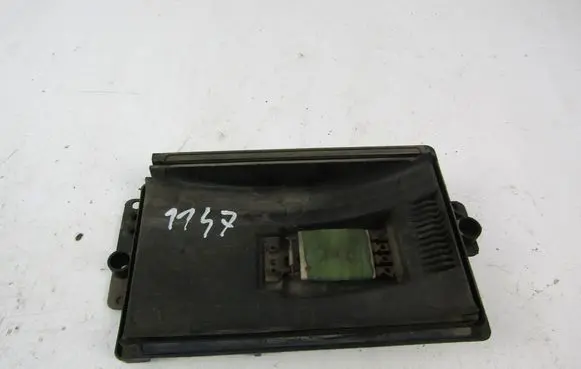 Audi A3 S3 8L Heater blower motor/fan resistor 