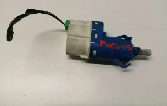 Ford Focus Brake pedal sensor switch 3M5T9C872AB