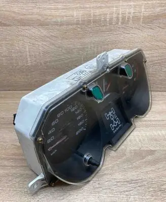 Mitsubishi Pajero Speedometer (instrument cluster) MR233346 526270 ForDieselLHD