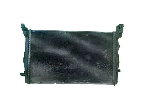 Mercedes-Benz Vito Viano W447 Coolant radiator A4475010201