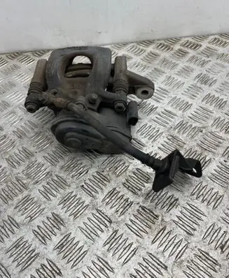 Nissan Qashqai Rear brake caliper 