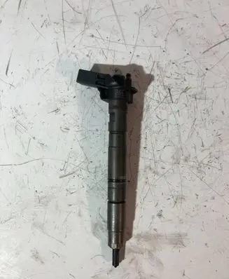 Audi A4 S4 B8 8K Fuel injector 0445116030 03L130277