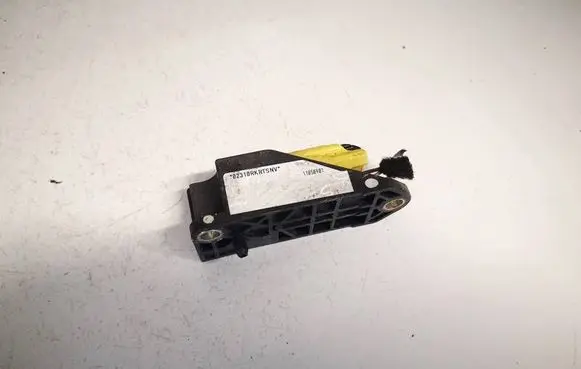 Volkswagen Polo IV 9N3 Airbag deployment crash/impact sensor 6q0909606