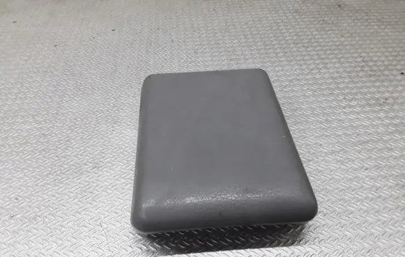 Nissan Terrano Armrest