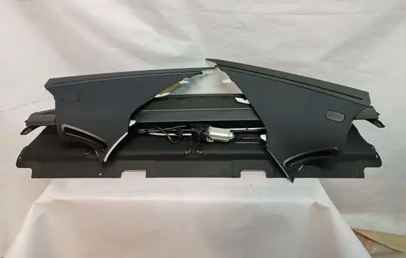 Mercedes-Benz E W212 Electric rear window sunshade cover A2128101620 A2126900549 A212690249