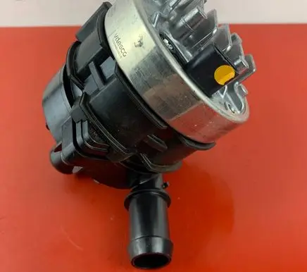 Volvo XC60 Water pump 32382677