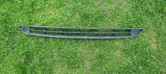 Ford B-MAX Front bumper lower grill AV11-17K945-AB