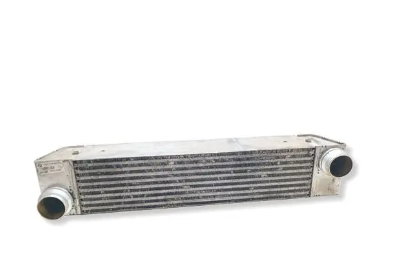 BMW 7 E65 E66 Intercooler radiator 7791909 17517791909