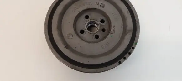 Volkswagen Crafter Crankshaft pulley 04L105251