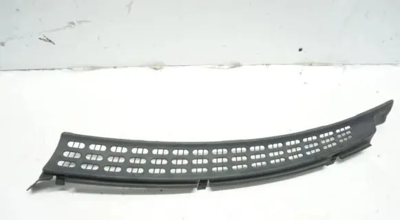 Mercedes-Benz CLK A208 C208 Wiper trim A2088310158