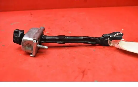 Opel Zafira C Front door check strap stopper 