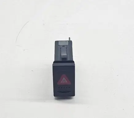 Volkswagen Golf IV Hazard light switch 3B0953235B