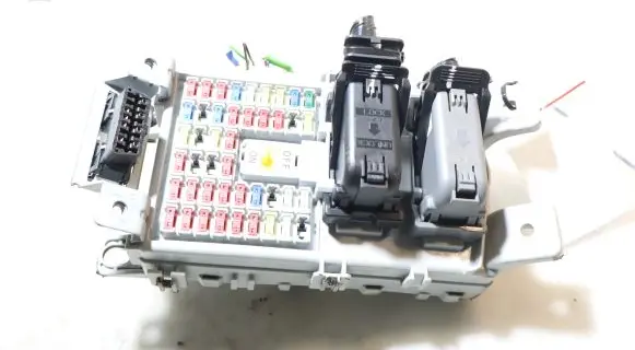 Hyundai i20 (GB IB) Fuse box set