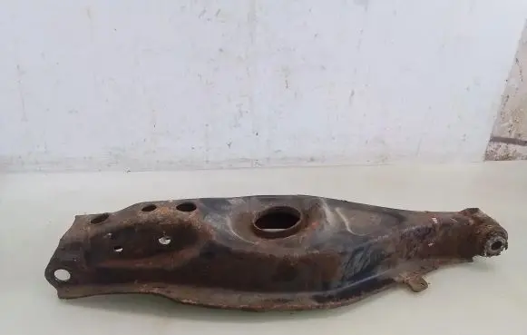 Mercedes-Benz C W203 Rear upper control arm/wishbone
