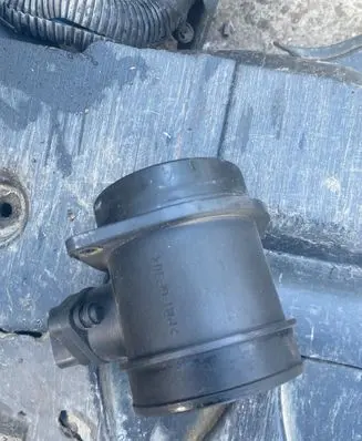 Volvo V70 Mass air flow meter